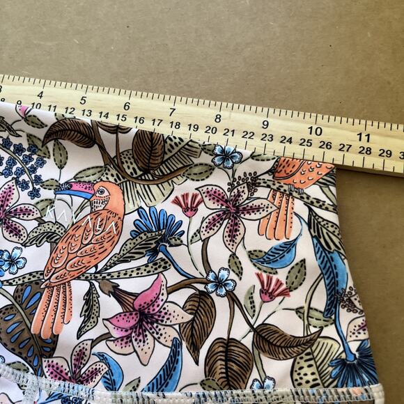 Kavala collective Lua leggings, Paradiso sand Size Small FITS XS - Picture 8 of 11